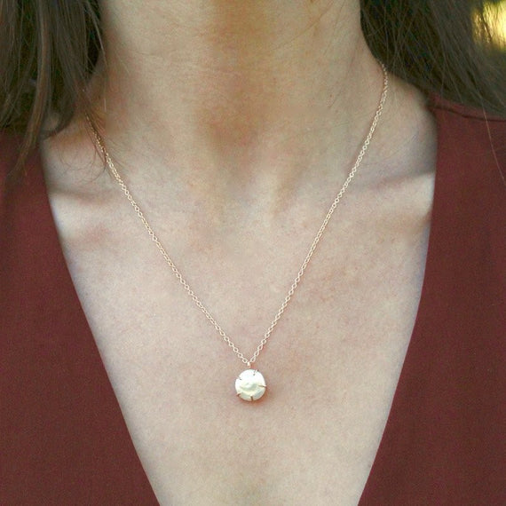 White sales pearl chain