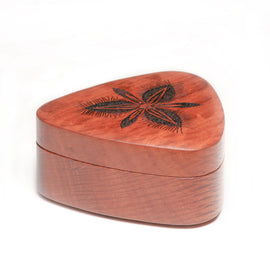 Fringed Lily Box