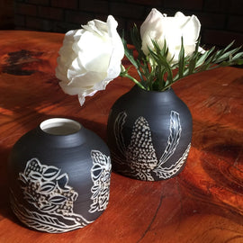 Banksia Black Vase